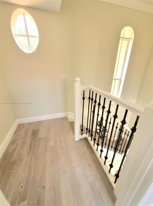 For Sale: $485,000 (3 beds, 2 baths, 1450 Square Feet)