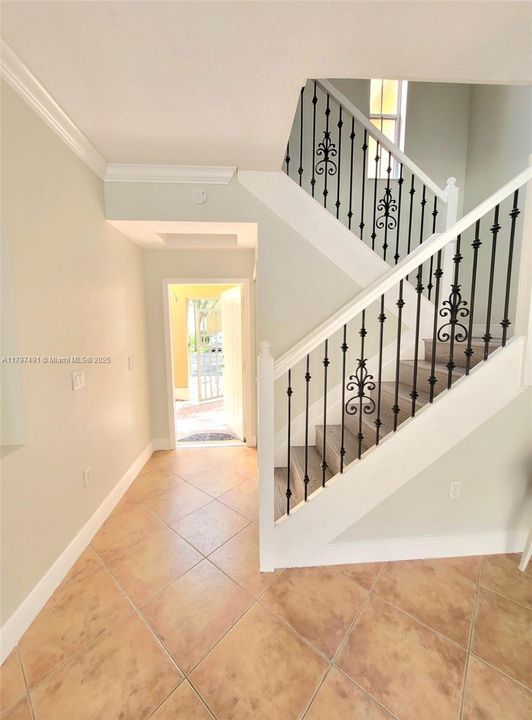 For Sale: $485,000 (3 beds, 2 baths, 1450 Square Feet)