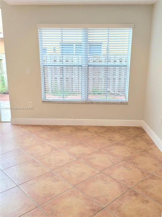 For Sale: $485,000 (3 beds, 2 baths, 1450 Square Feet)