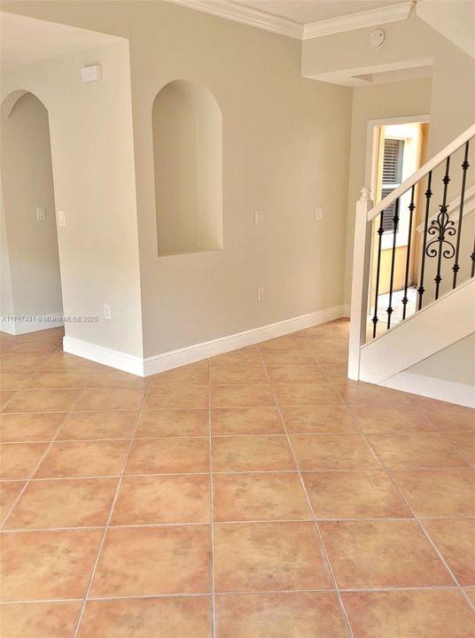 For Sale: $485,000 (3 beds, 2 baths, 1450 Square Feet)