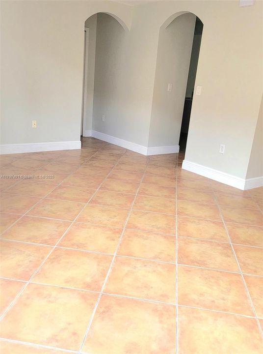 For Sale: $485,000 (3 beds, 2 baths, 1450 Square Feet)