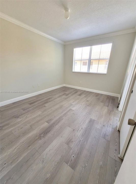 For Sale: $485,000 (3 beds, 2 baths, 1450 Square Feet)