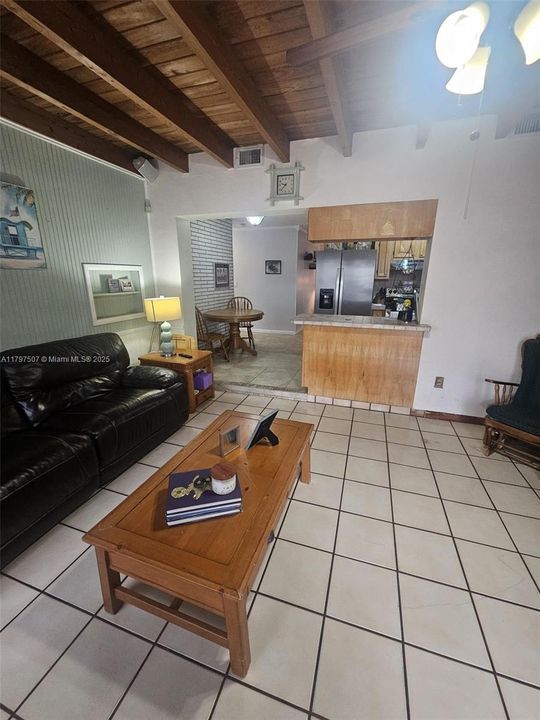 Recently Sold: $735,000 (3 beds, 1 baths, 1919 Square Feet)