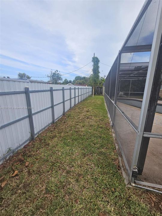 Recently Sold: $735,000 (3 beds, 1 baths, 1919 Square Feet)