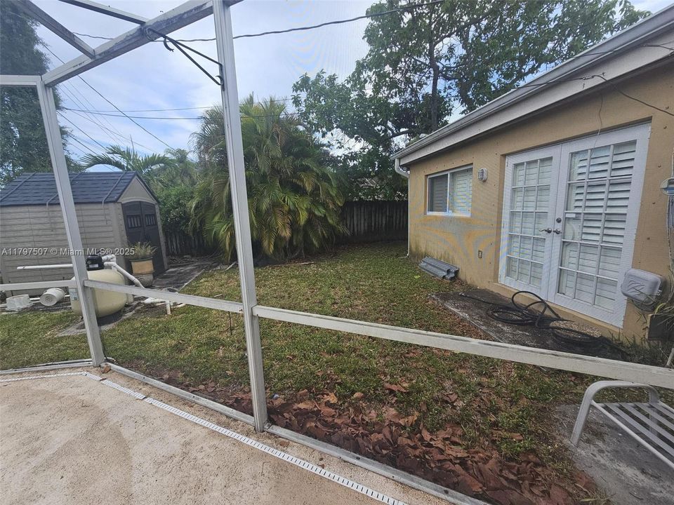 Recently Sold: $735,000 (3 beds, 1 baths, 1919 Square Feet)