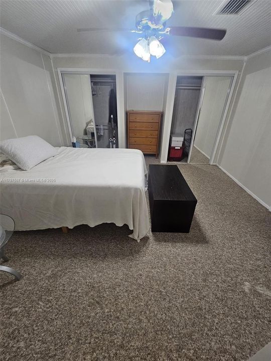 Recently Sold: $735,000 (3 beds, 1 baths, 1919 Square Feet)