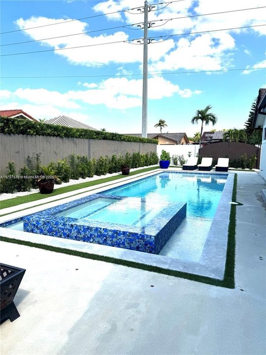 Recently Sold: $994,100 (3 beds, 2 baths, 1839 Square Feet)