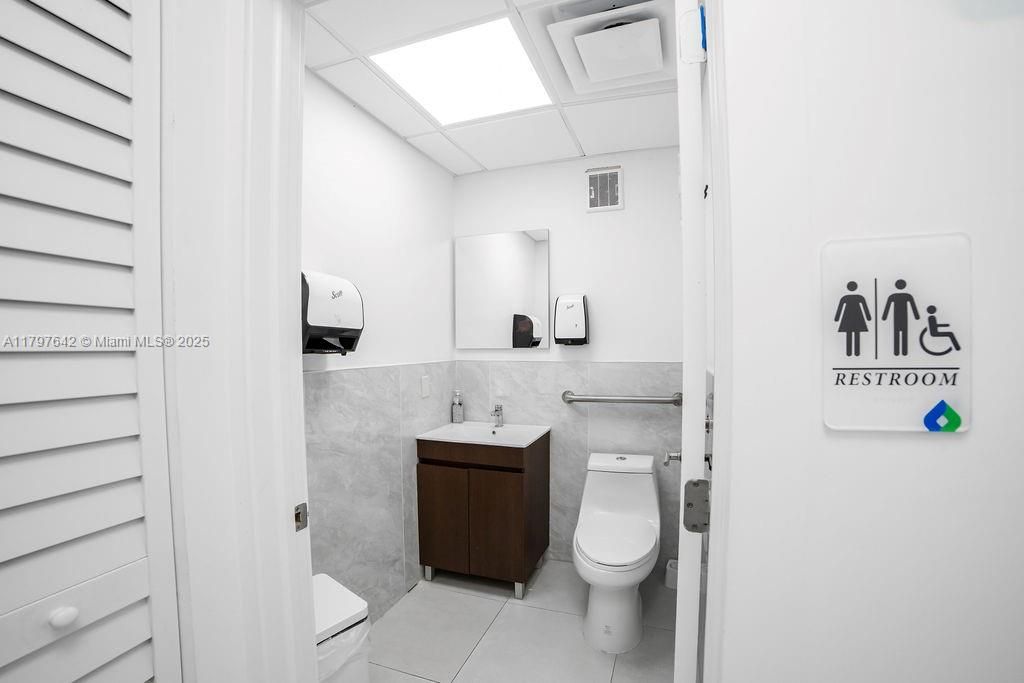 Recently Sold: $6,750,000 (0 beds, 0 baths, 0 Square Feet)