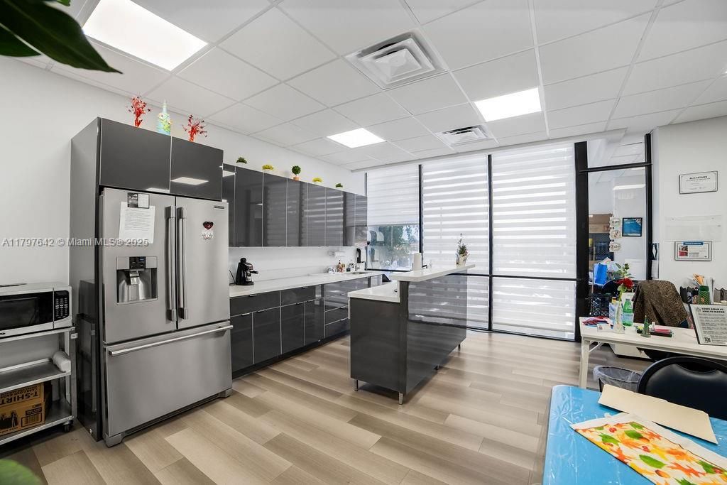 Recently Sold: $6,750,000 (0 beds, 0 baths, 0 Square Feet)