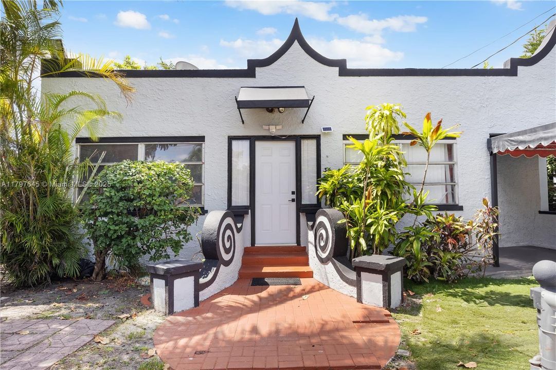 На продажу: $1,200,000 (3 спален, 1 ванн, 1372 Квадратных фут)