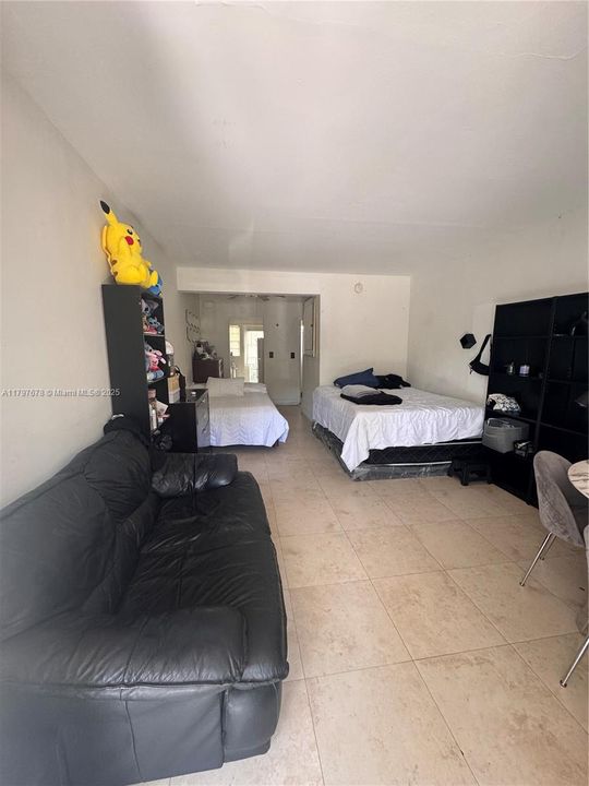 На продажу: $185,000 (0 спален, 1 ванн, 400 Квадратных фут)