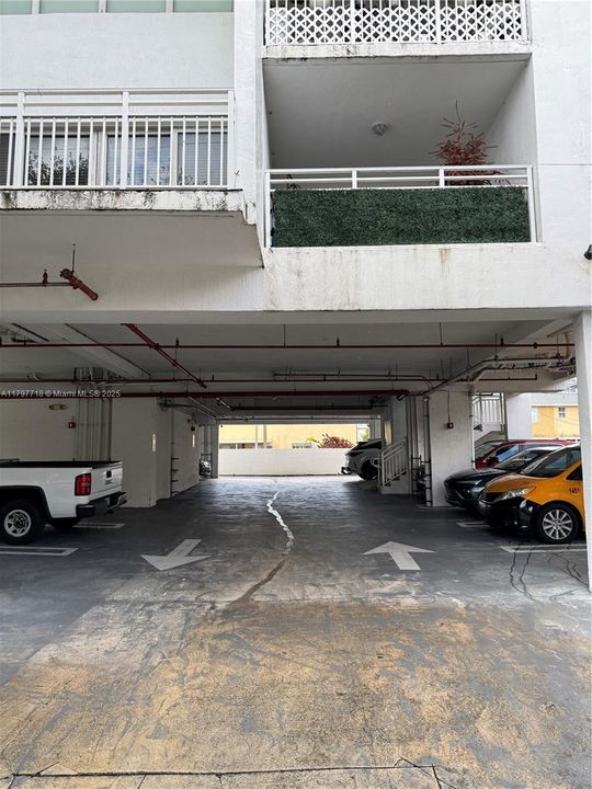 最近售出: $280,000 (1 贝兹, 2 浴室, 1148 平方英尺)