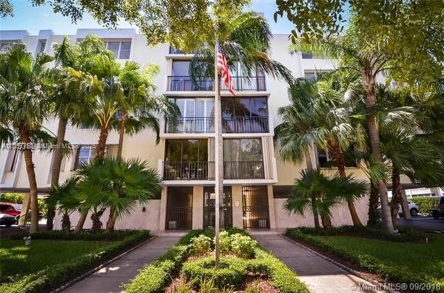 Active With Contract: $4,000 (2 beds, 2 baths, 1120 Square Feet)