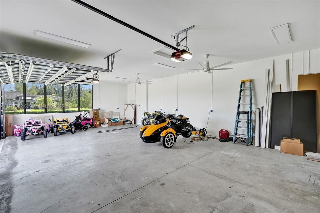 En Venta: $5,500,000 (6 camas, 7 baños, 8120 Pies cuadrados)