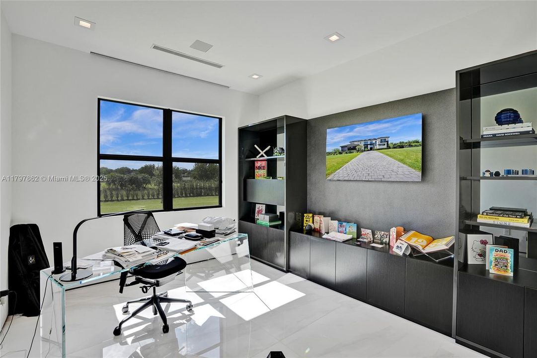 En Venta: $5,500,000 (6 camas, 7 baños, 8120 Pies cuadrados)