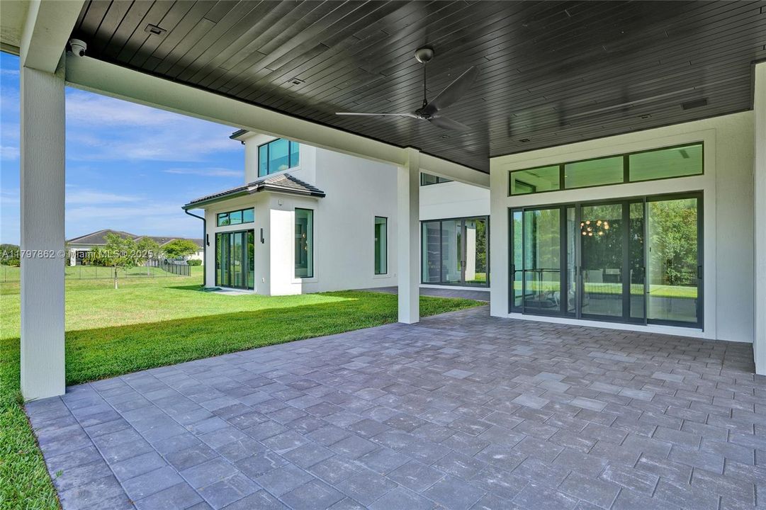 En Venta: $5,500,000 (6 camas, 7 baños, 8120 Pies cuadrados)