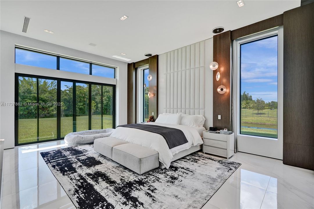 En Venta: $5,500,000 (6 camas, 7 baños, 8120 Pies cuadrados)