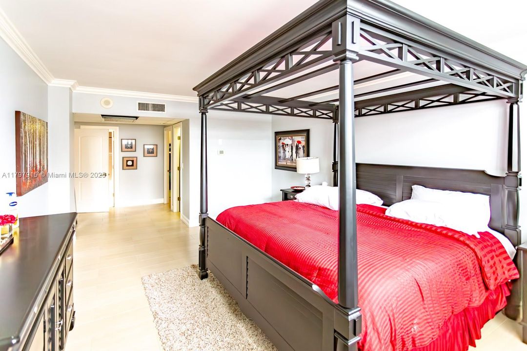 На продажу: $699,000 (2 спален, 2 ванн, 1505 Квадратных фут)