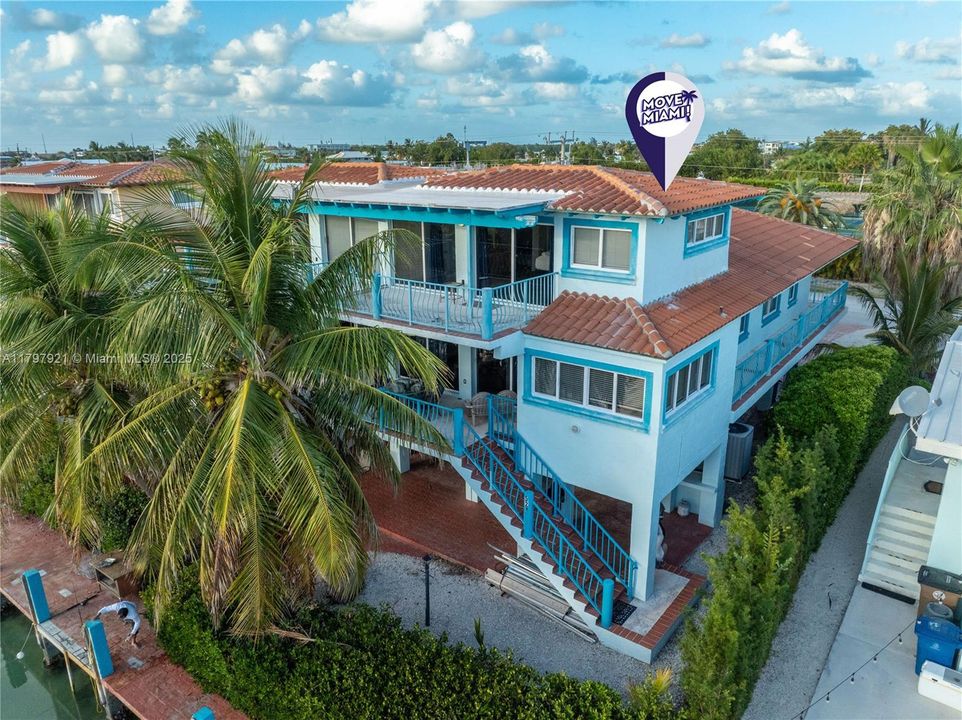 Vendido Recientemente: $1,249,000 (0 camas, 0 baños, 1830 Pies cuadrados)