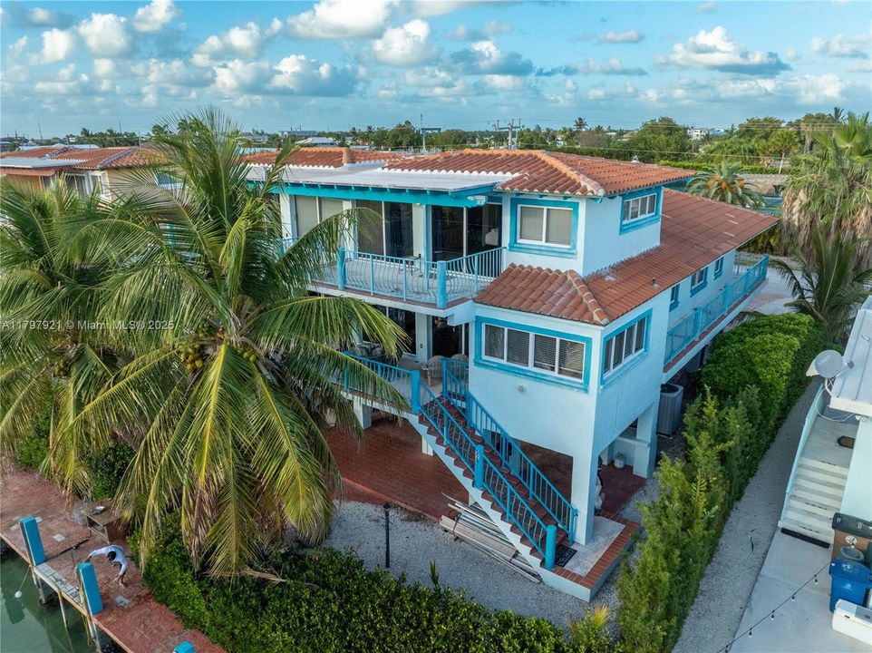 Vendido Recientemente: $1,249,000 (0 camas, 0 baños, 1830 Pies cuadrados)