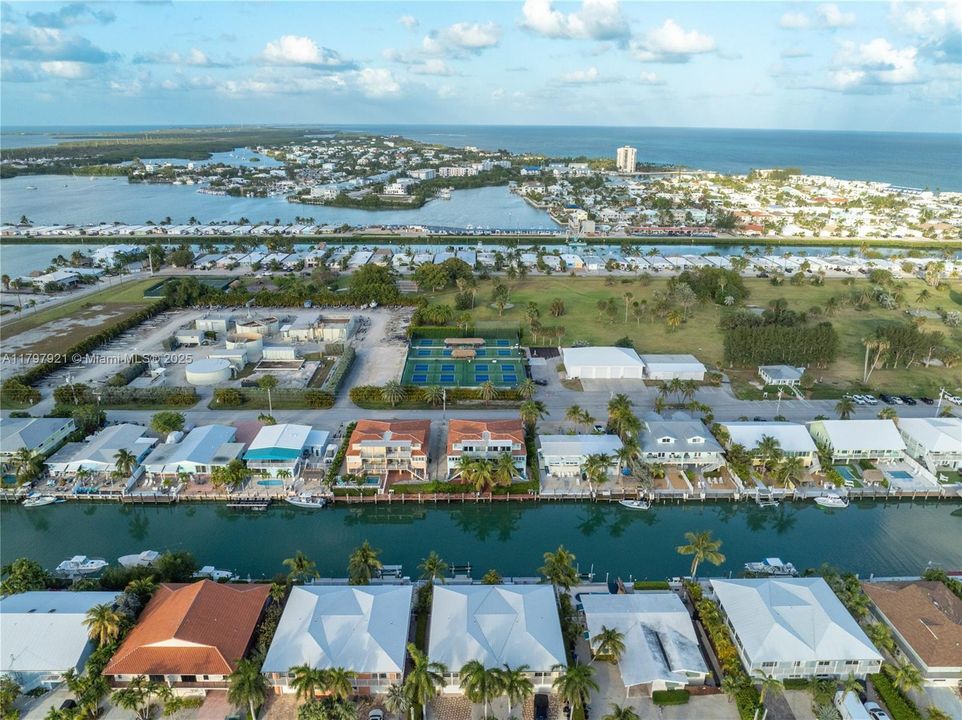 Vendido Recientemente: $1,249,000 (0 camas, 0 baños, 1830 Pies cuadrados)