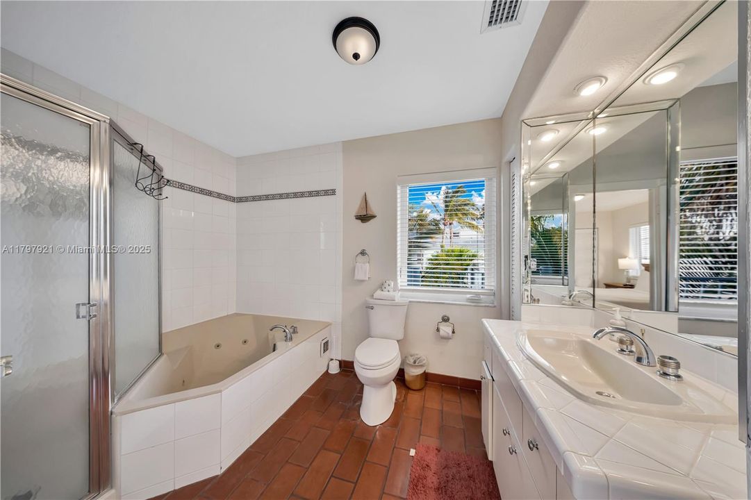 Vendido Recientemente: $1,249,000 (0 camas, 0 baños, 1830 Pies cuadrados)