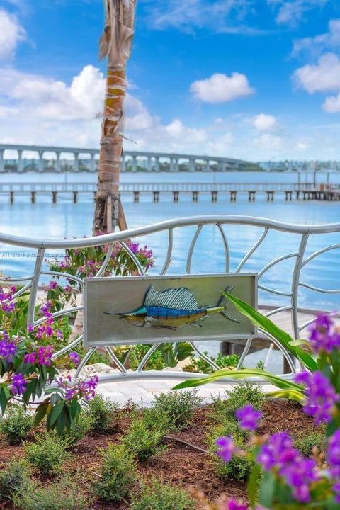 Недавно арендовано: $6,000 (1 спален, 1 ванн, 1058 Квадратных фут)