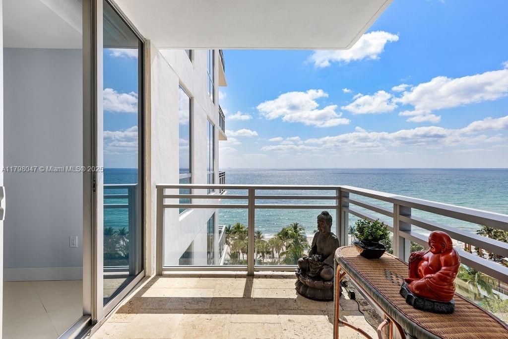 Recently Sold: $1,349,000 (2 beds, 2 baths, 2157 Square Feet)