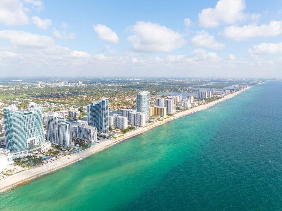 Recently Sold: $1,349,000 (2 beds, 2 baths, 2157 Square Feet)