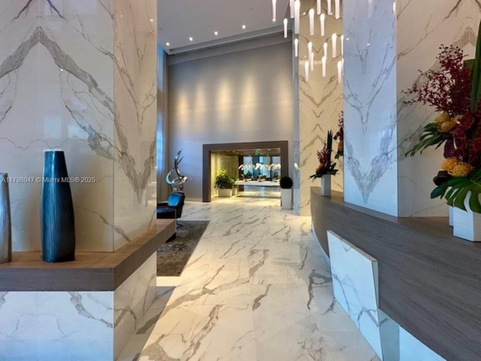 Recently Sold: $1,349,000 (2 beds, 2 baths, 2157 Square Feet)