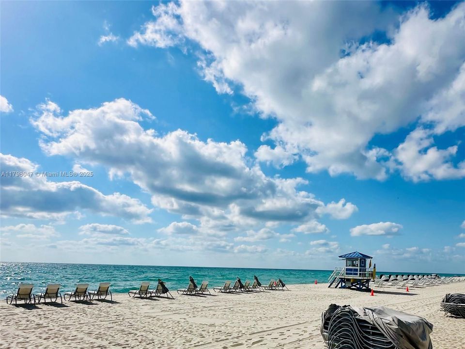 Recently Sold: $1,349,000 (2 beds, 2 baths, 2157 Square Feet)