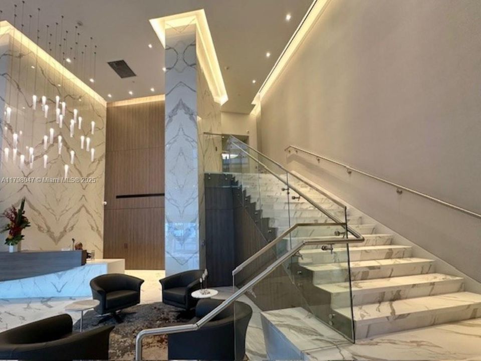 Recently Sold: $1,349,000 (2 beds, 2 baths, 2157 Square Feet)