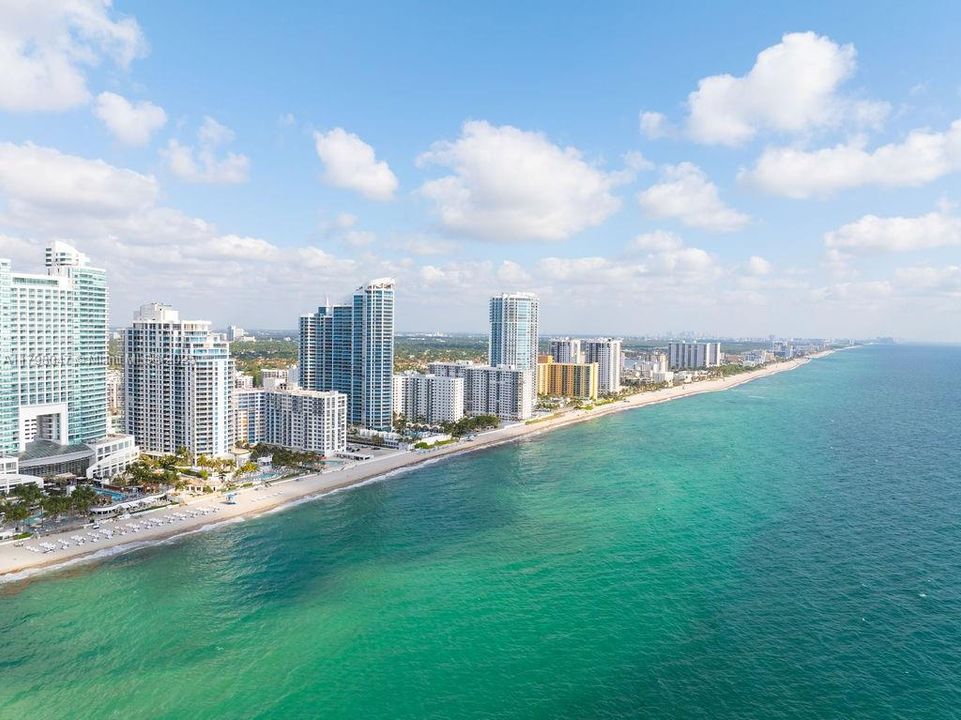 Recently Sold: $1,349,000 (2 beds, 2 baths, 2157 Square Feet)