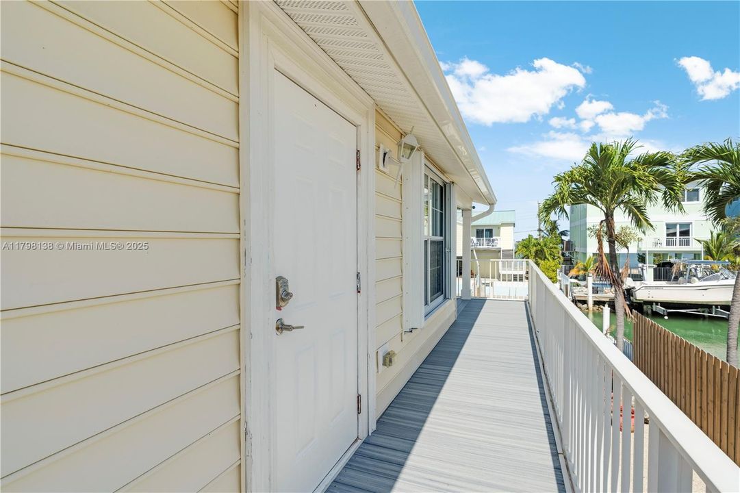 Недавно продано: $1,145,000 (3 спален, 2 ванн, 1056 Квадратных фут)