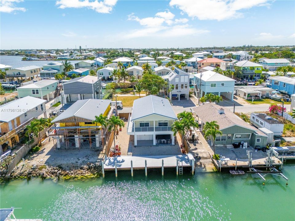 Недавно продано: $1,145,000 (3 спален, 2 ванн, 1056 Квадратных фут)