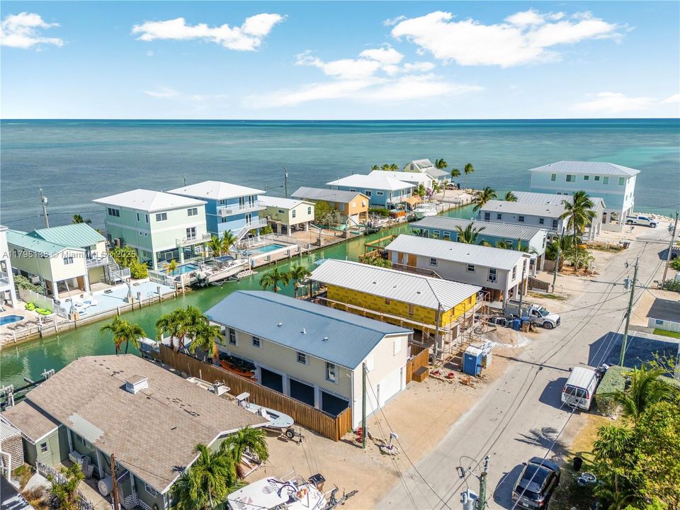 Недавно продано: $1,145,000 (3 спален, 2 ванн, 1056 Квадратных фут)