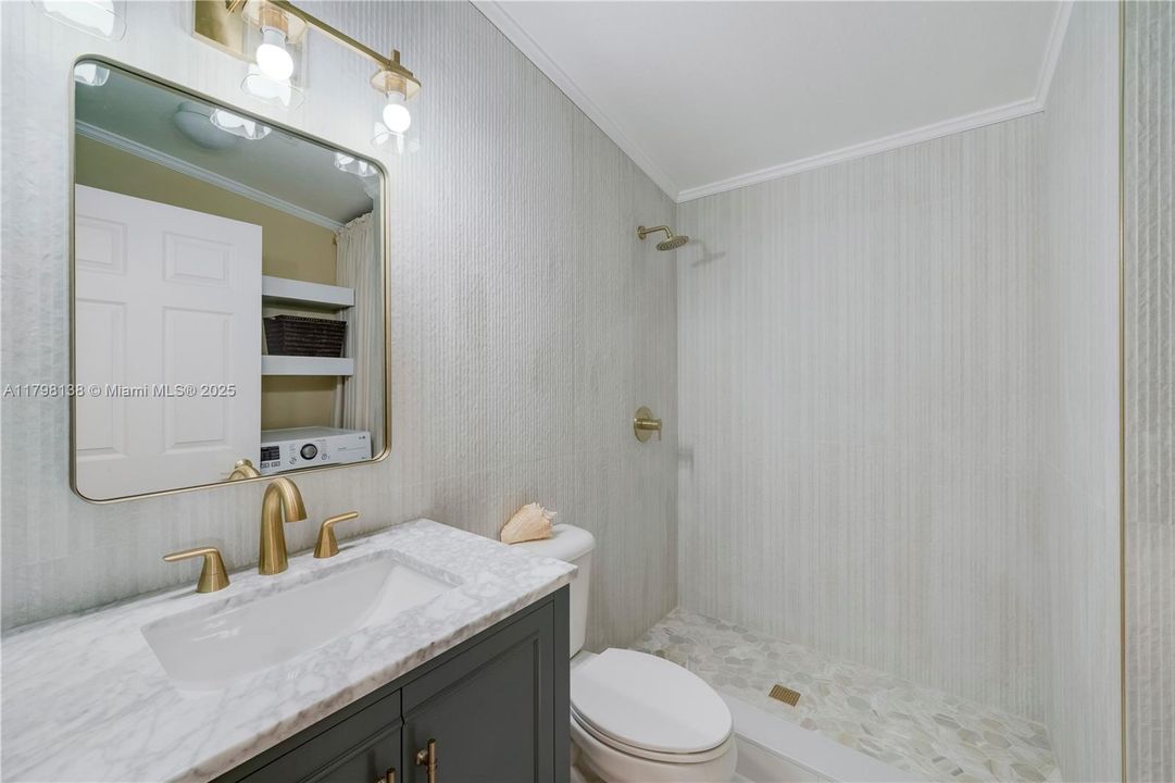 Недавно продано: $1,145,000 (3 спален, 2 ванн, 1056 Квадратных фут)