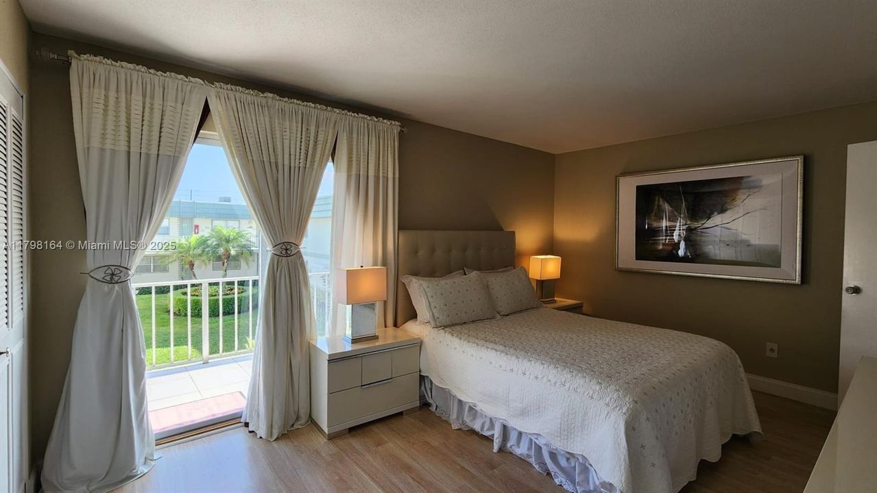 Vendido Recientemente: $65,000 (1 camas, 1 baños, 720 Pies cuadrados)