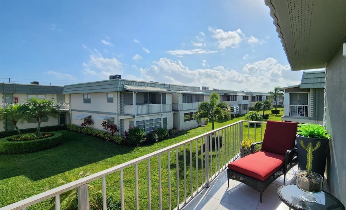 Vendido Recientemente: $65,000 (1 camas, 1 baños, 720 Pies cuadrados)