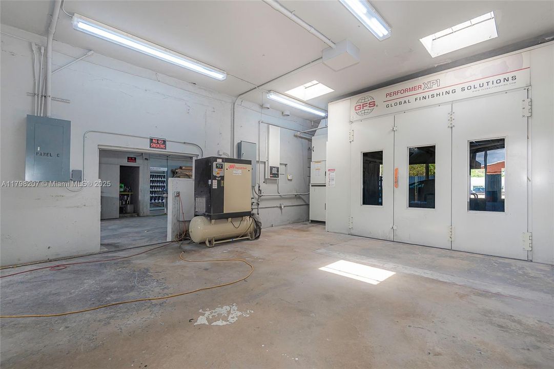 待售: $6,300,000 (0 贝兹, 0 浴室, 0 平方英尺)