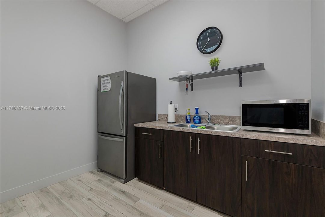 待售: $6,300,000 (0 贝兹, 0 浴室, 0 平方英尺)