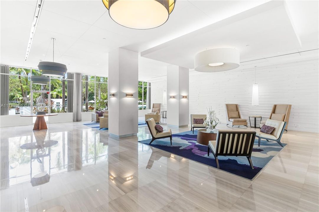 Recently Sold: $335,000 (1 beds, 1 baths, 991 Square Feet)