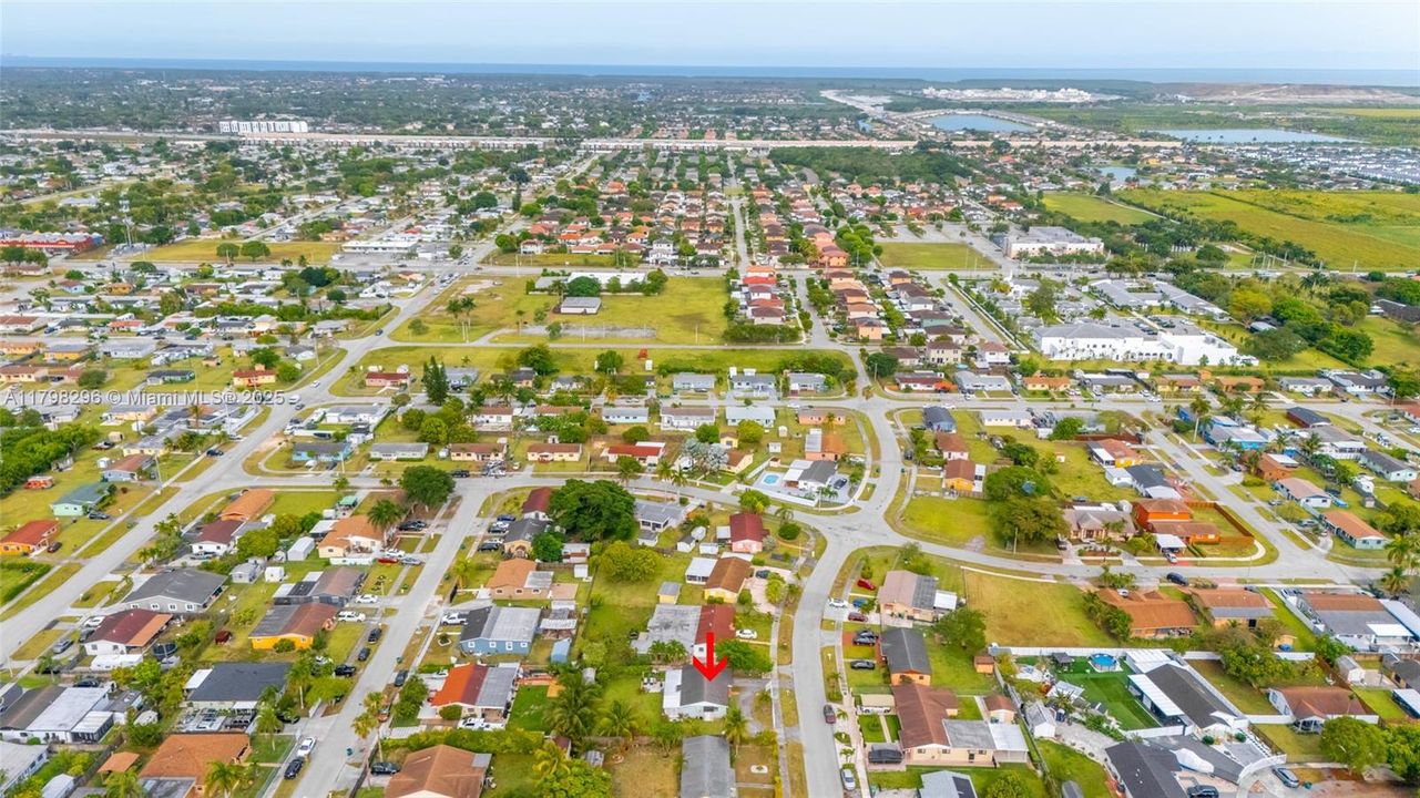 Vendido Recientemente: $429,000 (2 camas, 2 baños, 1080 Pies cuadrados)