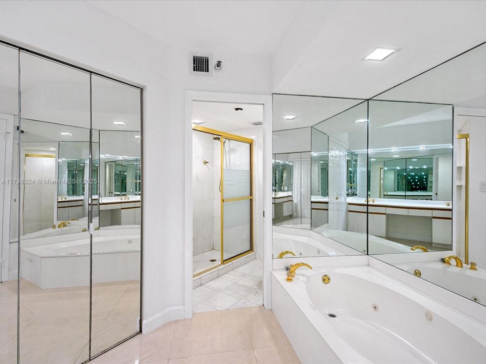 待售: $689,000 (2 贝兹, 2 浴室, 1447 平方英尺)