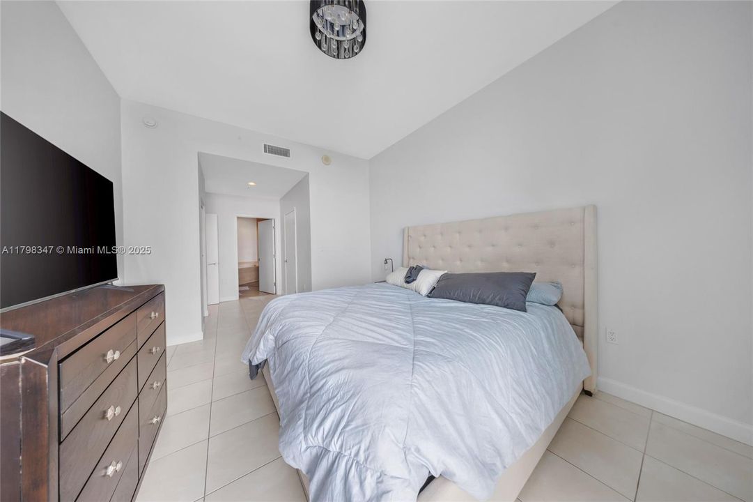 Недавно арендовано: $4,500 (3 спален, 3 ванн, 1410 Квадратных фут)