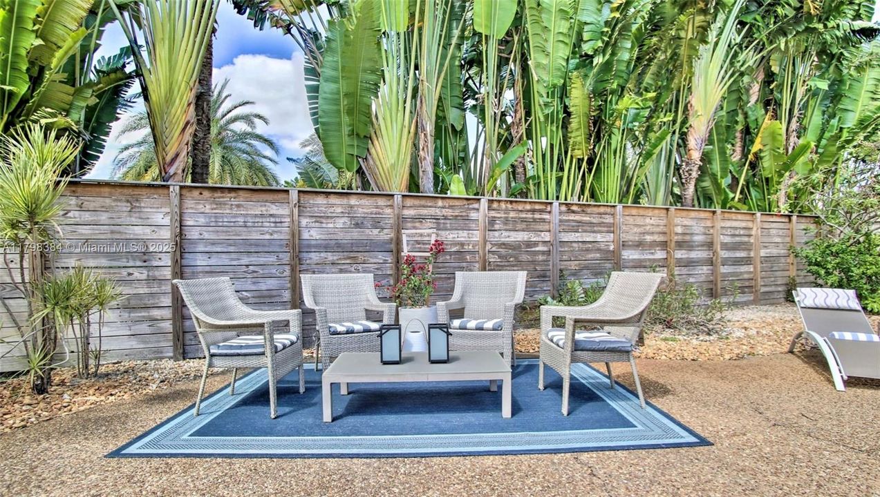 En Renta: $11,000 (4 camas, 3 baños, 2101 Pies cuadrados)