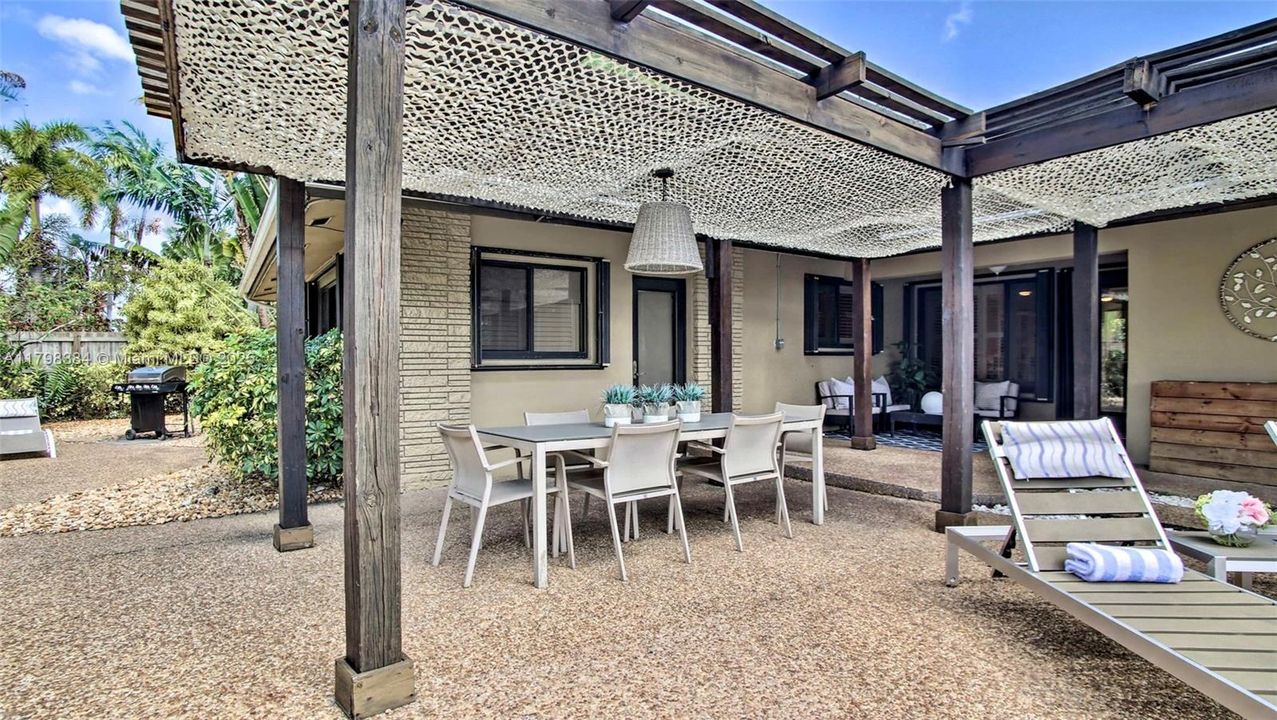 En Renta: $11,000 (4 camas, 3 baños, 2101 Pies cuadrados)