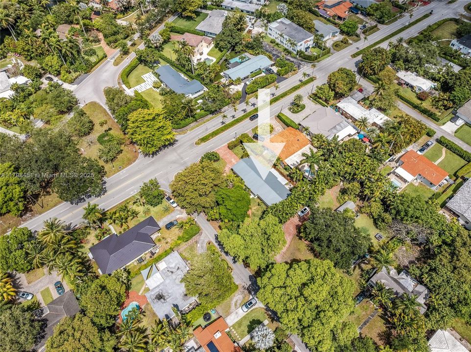 For Sale: $1,075,000 (3 beds, 2 baths, 1804 Square Feet)