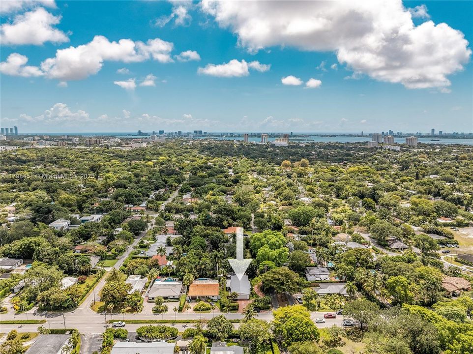 For Sale: $1,075,000 (3 beds, 2 baths, 1804 Square Feet)