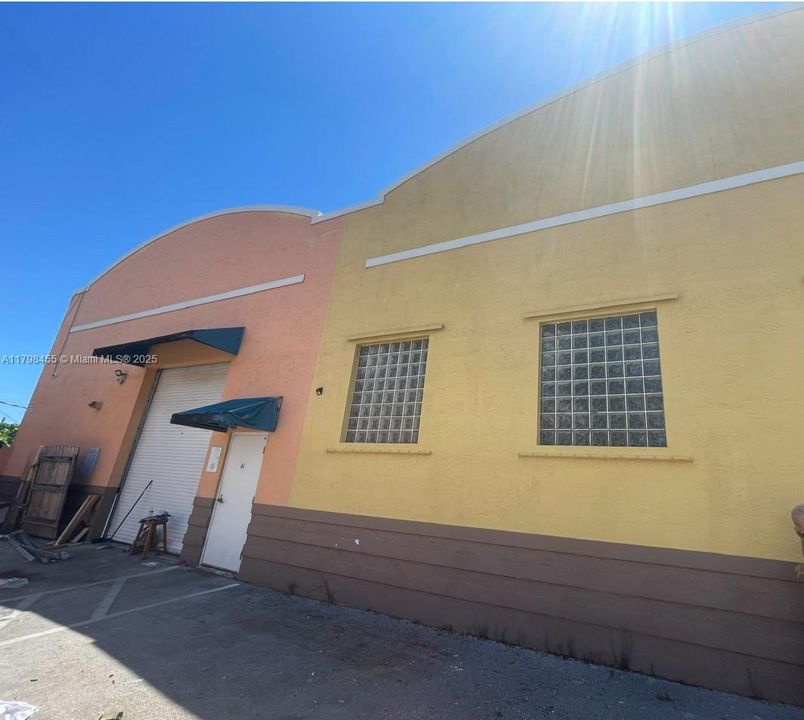 出租: $13,950 (0 贝兹, 0 浴室, 0 平方英尺)